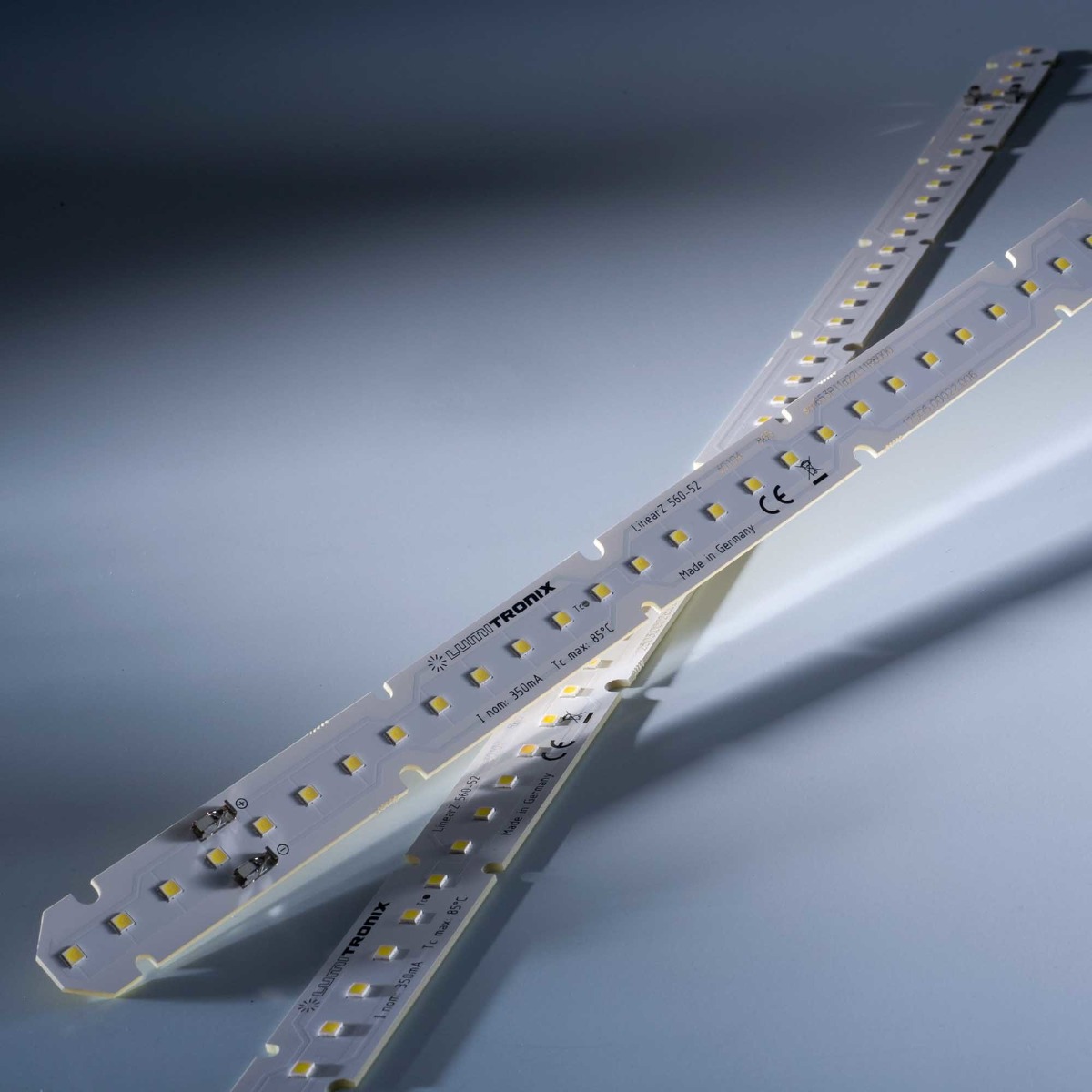 LumiBar-52-3098+ Toshiba-SSC LED Strip Sunlike CRI98 neutral white 4000K 1380lm 350mA 39.6V 52 LEDs 56cm module (2500lm/m 25W/m)