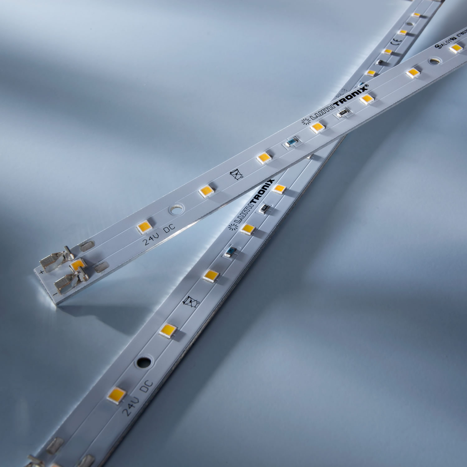 Maxline-14-3080 Nichia LED Strip neutral white 4000K 870lm 24V 14 LEDs 28cm module (3108lm/m 30W/m)