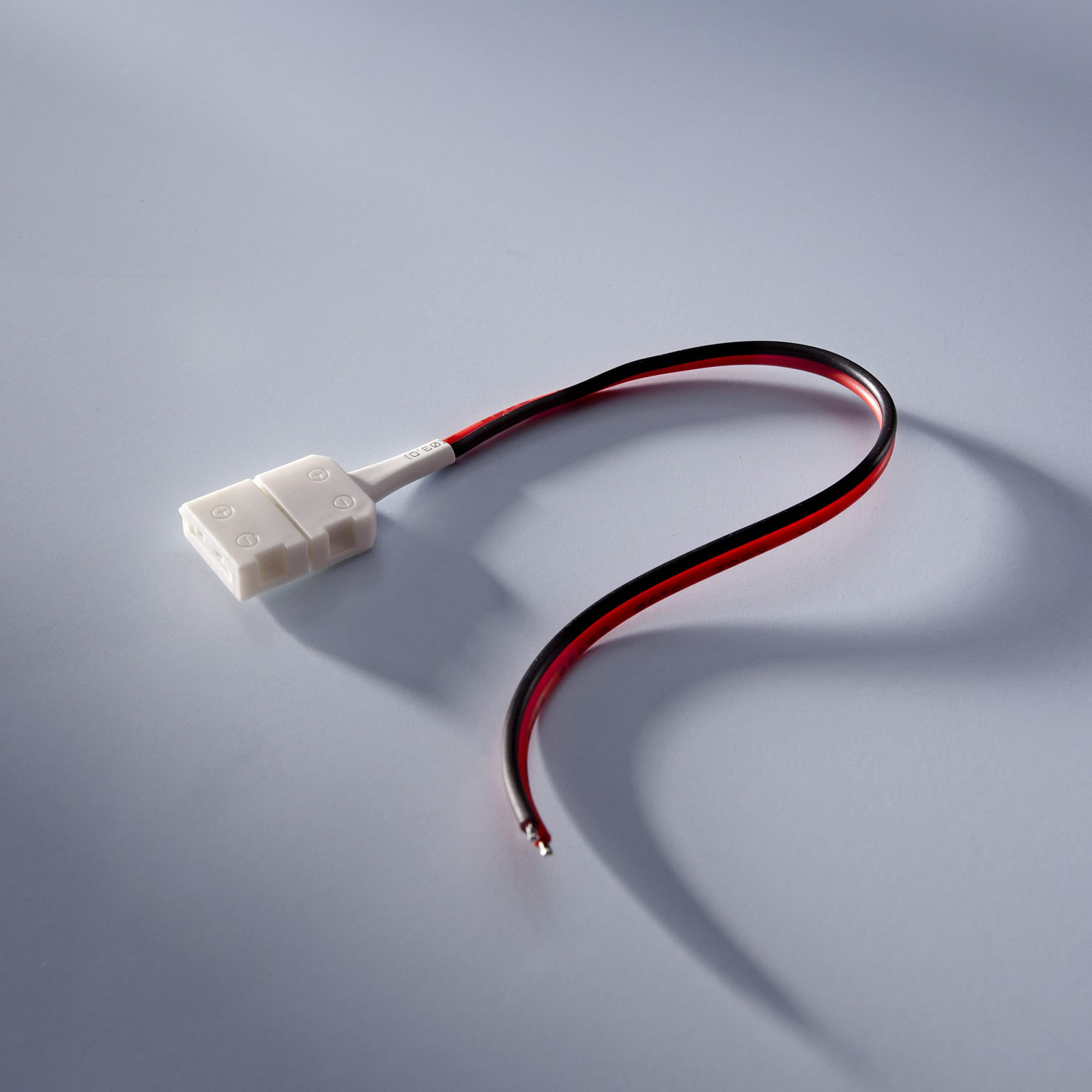 Power unit adaptor for LumiFlex LED strips