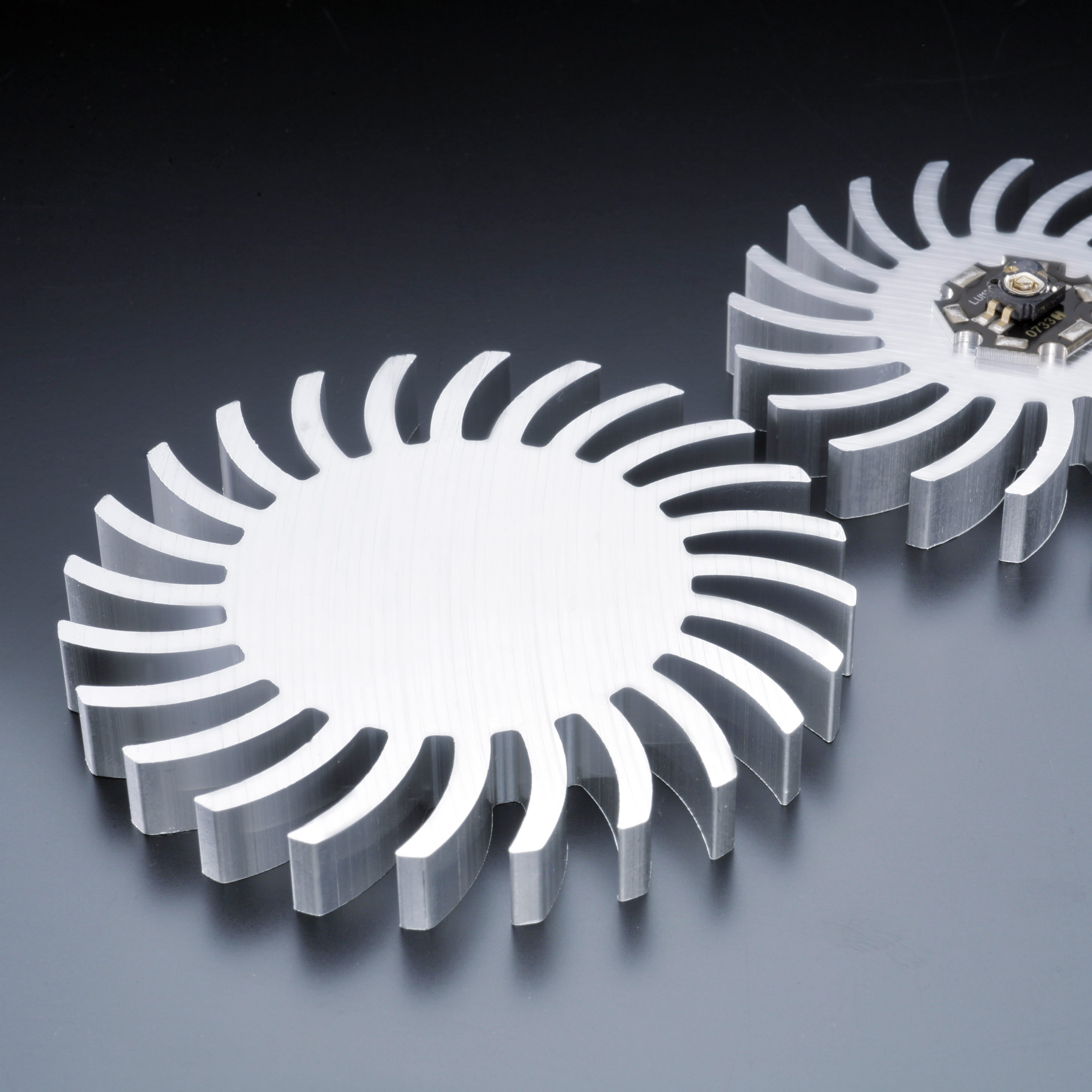 Heatshink swing-style 70mm for LED <1500lm