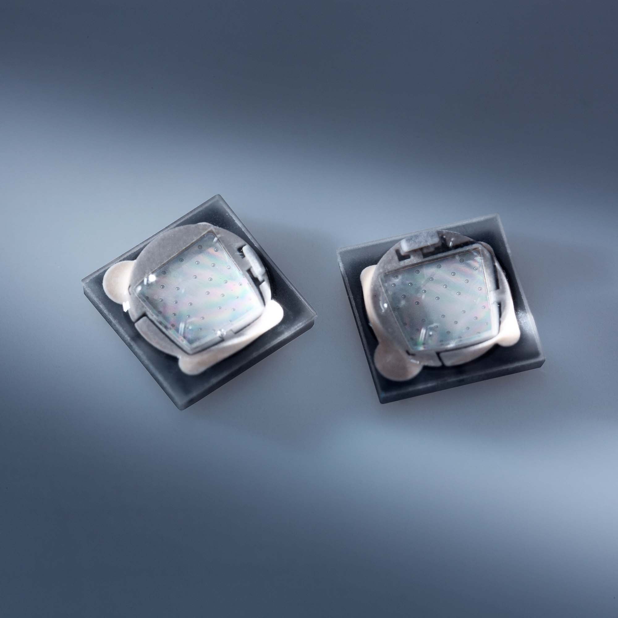 Nichia SMD LED UV NVSU119C 375nm 1160mW at 700mA 2.4W with PCB (10x10mm) - view 2