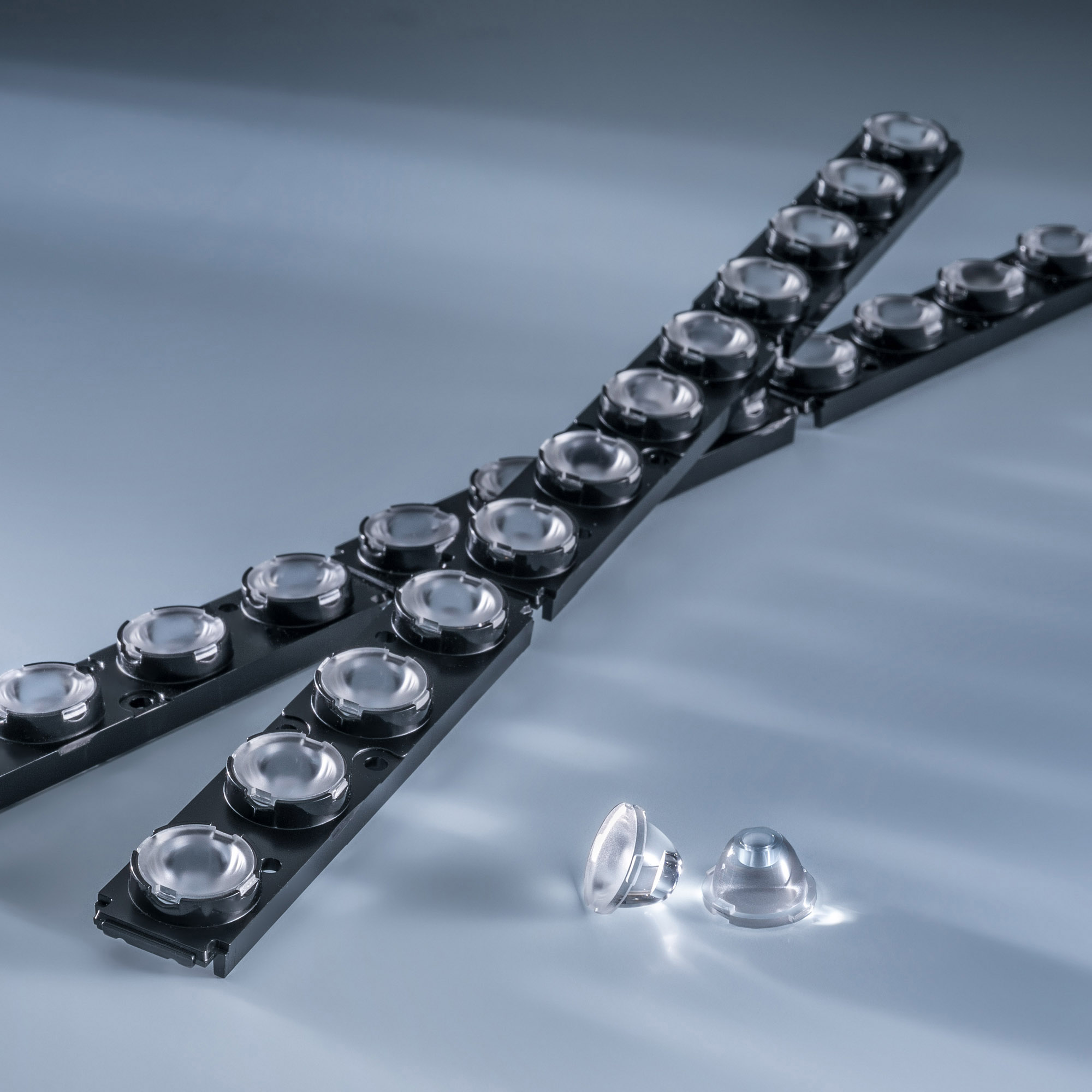 Ledil Rod Lens FP14998_FLORENTINA-HLD-WW 45 deg