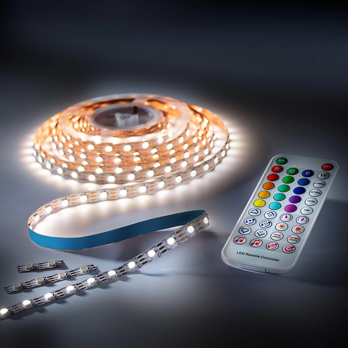 iFlex-RGBW-1080 LED Strip RGB-White CRI80 3000K 1180lm 5V 60 individually controllable LEDs/m 5m reel