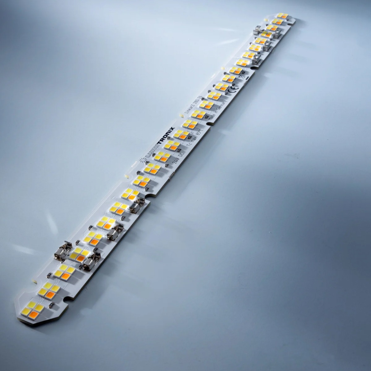 LumiBar-112 Configurable Multicolor 3-Channel Plug & Play, TW, Dynasolis, RGB, LED module Zhaga 28x2cm, Made in Germany, 24V