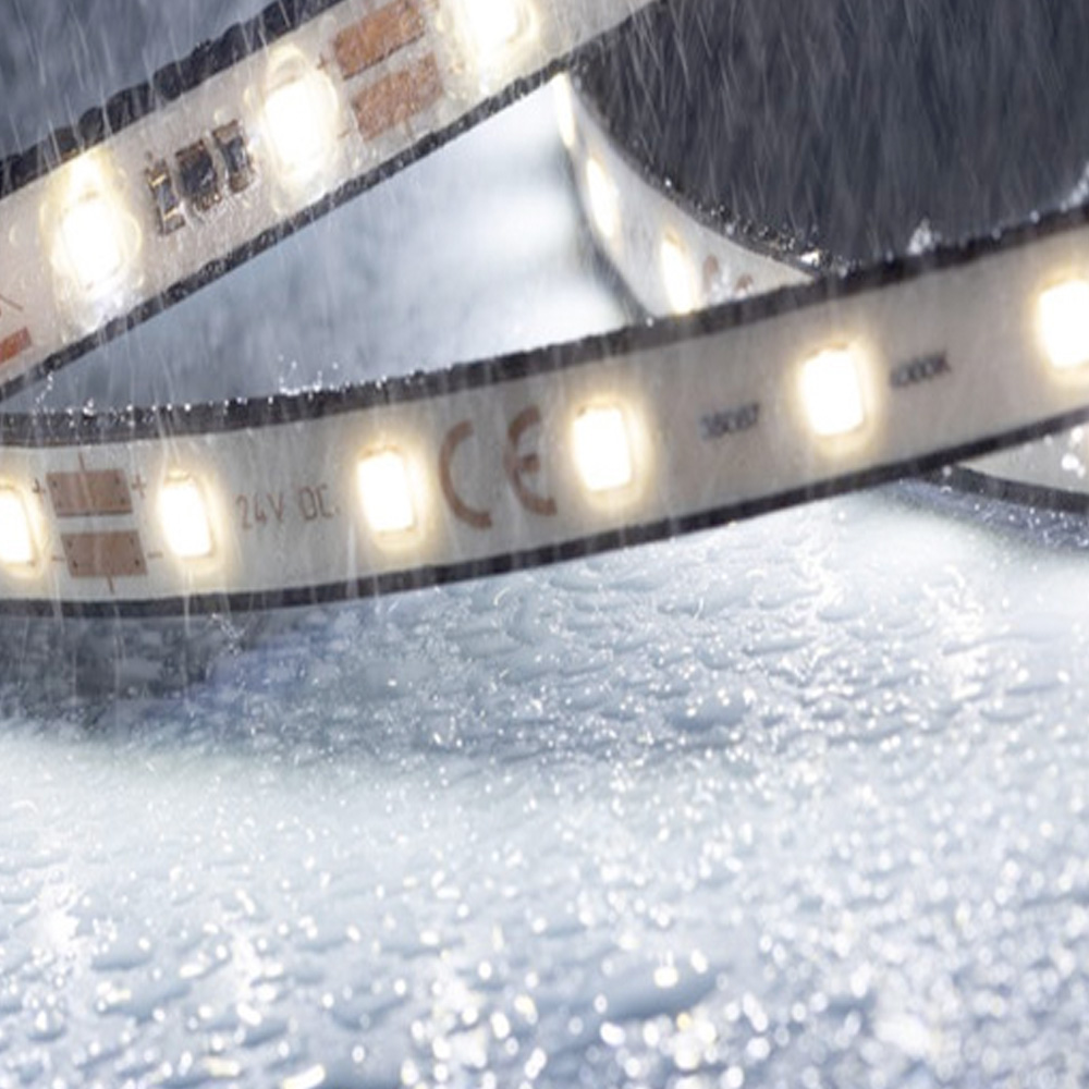 LumProtect IP67 LumiFlex1080 Seoul LED Strip warm white CRI80 3000K 4900lm 24V 140 LEDs/m 5m reel (980lm/m 7.2W/m)