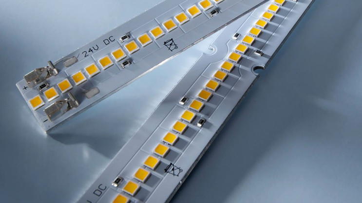 LED strips Nichia 757: Maxline with light output up to 8000 lm / m